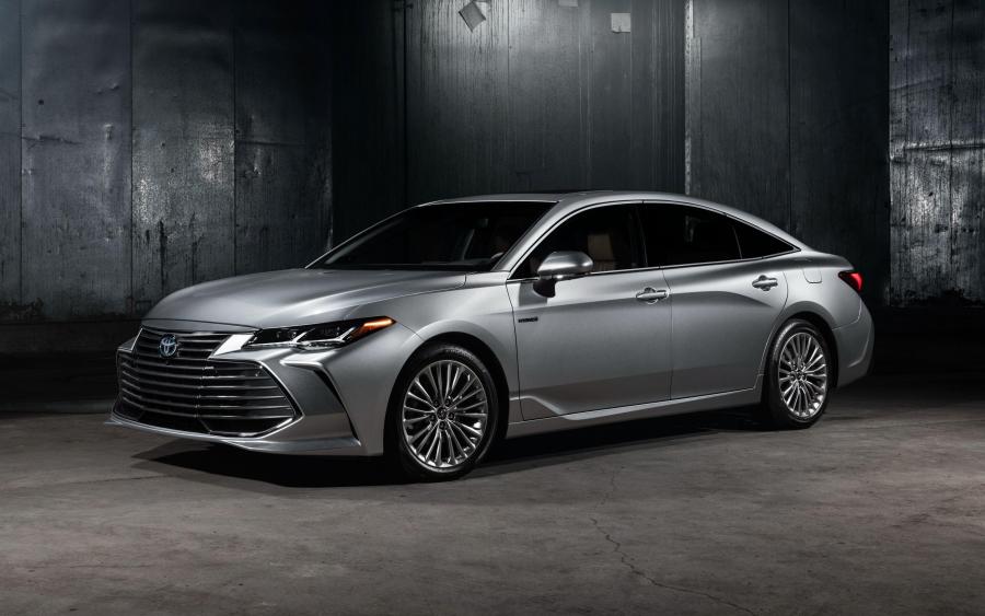 Toyota Avalon Hybrid Limited '2018